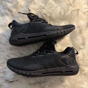 Under Armour Unisex Black Athletic Sneakers